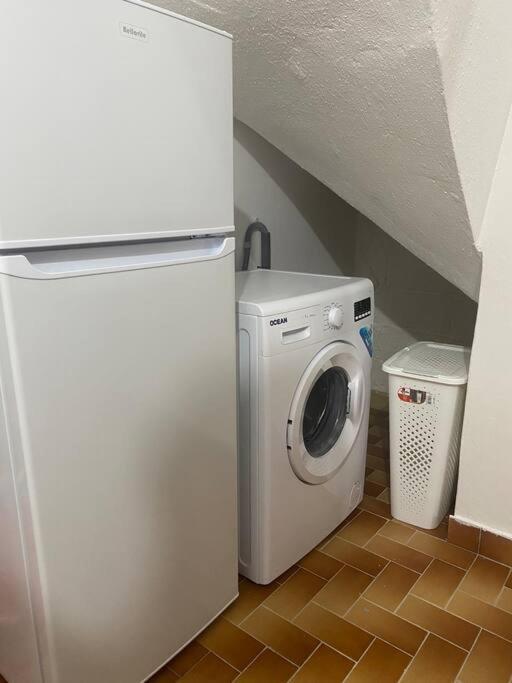 Appartement A Proximite De La Plage Du Bourg ! サンタンヌ エクステリア 写真