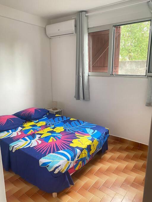 Appartement A Proximite De La Plage Du Bourg ! サンタンヌ エクステリア 写真